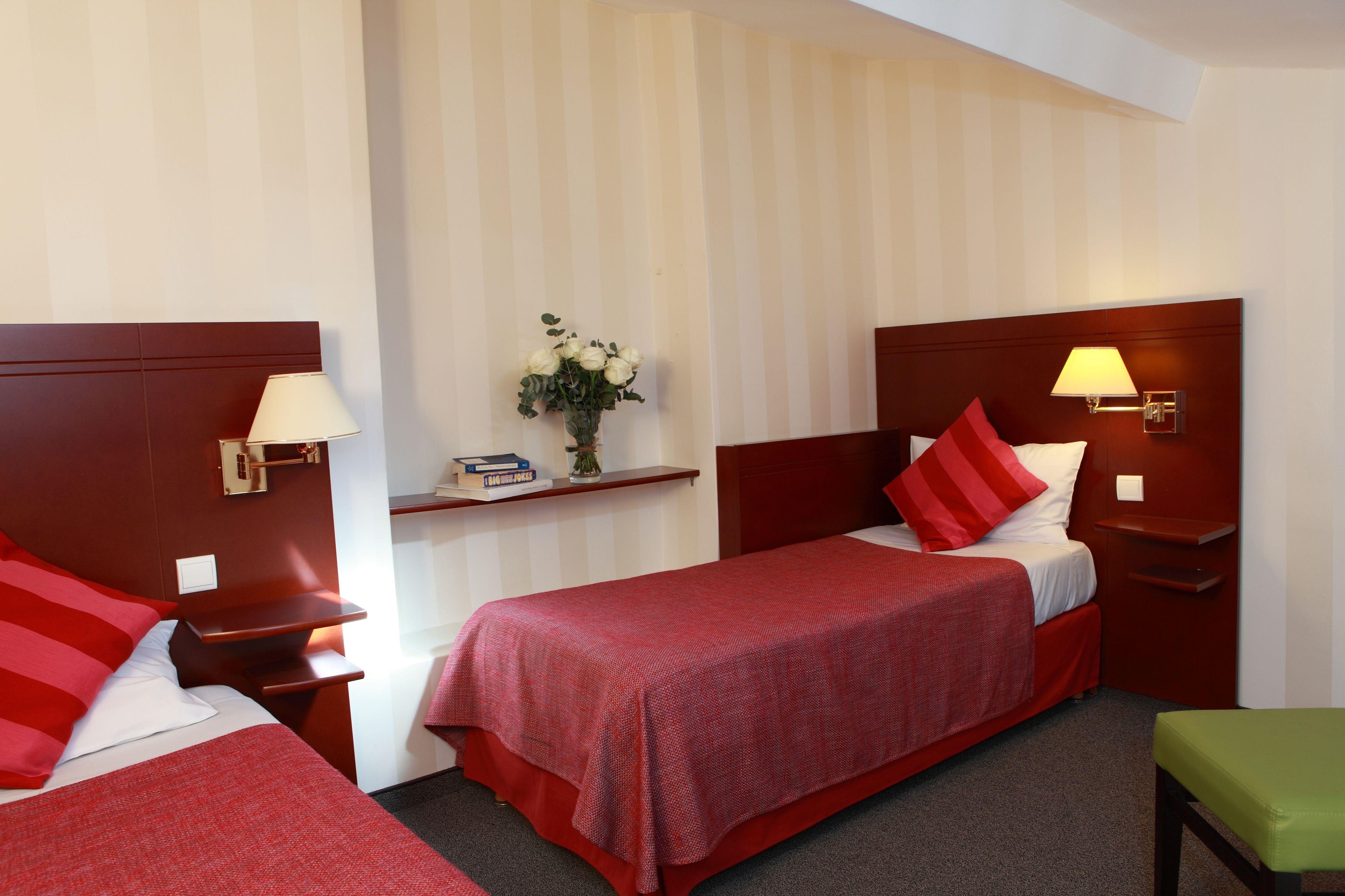 Hotel Espace Champerret Levallois-Perret Exterior photo